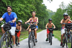 Family biking the trails in Carbon County