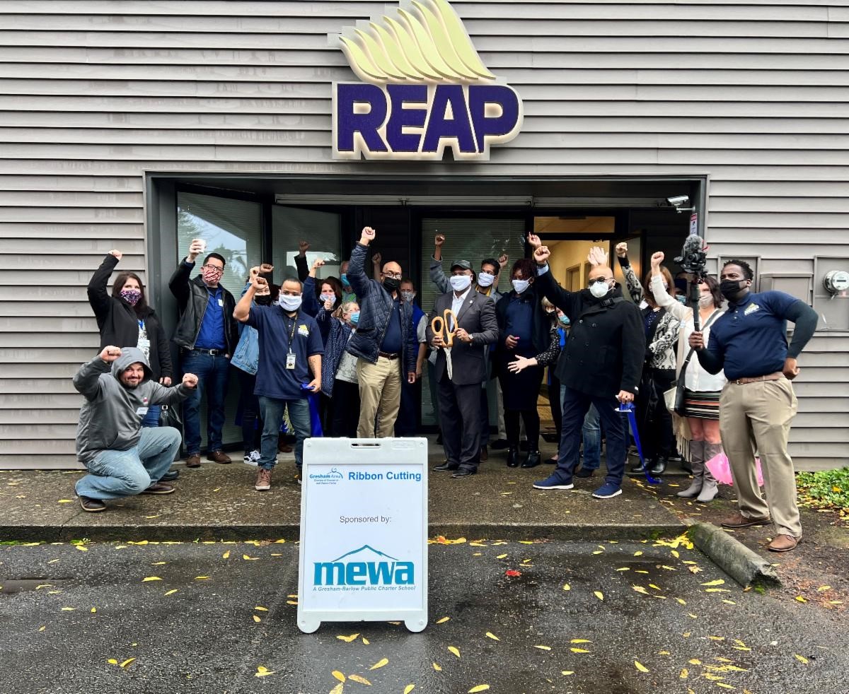Reap Inc Ribbon Cutting with the Gresham Area Chamber of Commerce