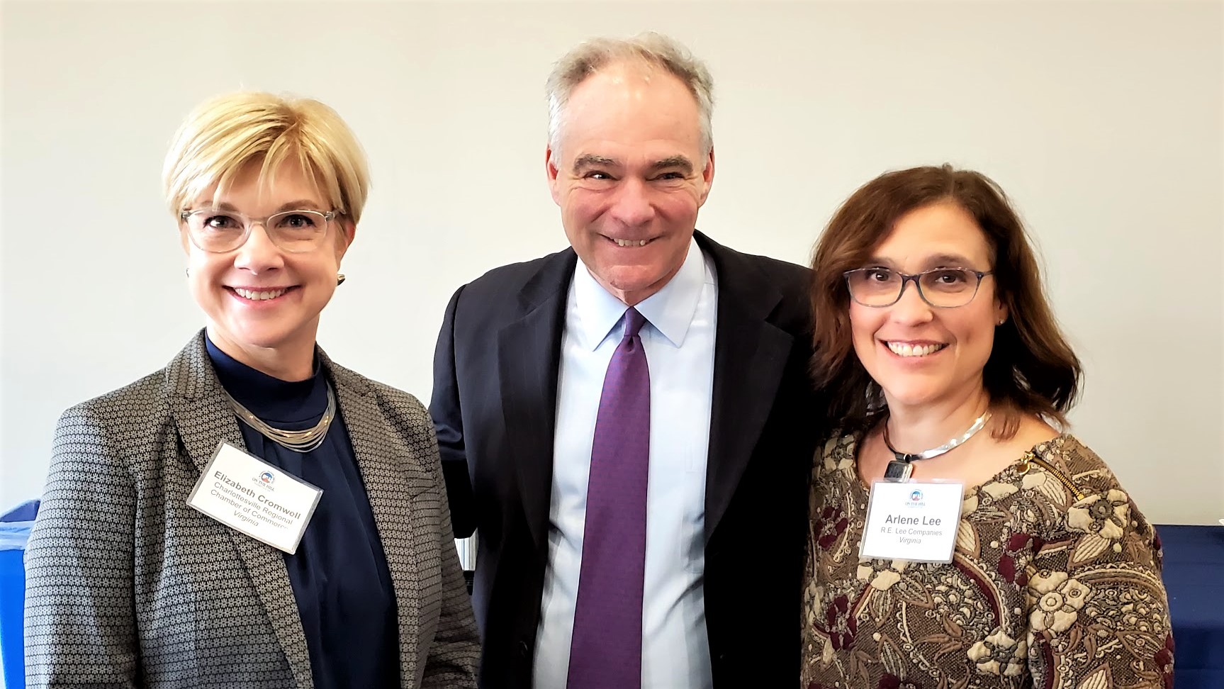 Elizabeth Cromwell and Arlene Lee with Senator Tim Kaine