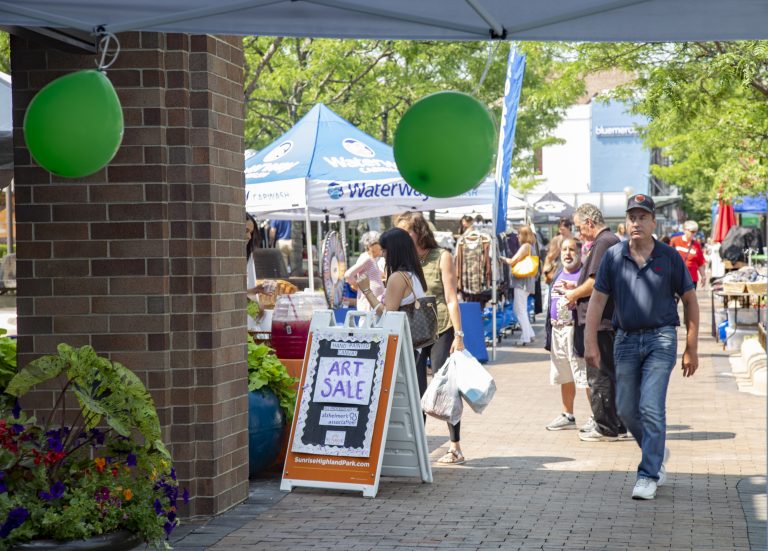 Sidewalk Sale Highland Park Chamber of Commerce