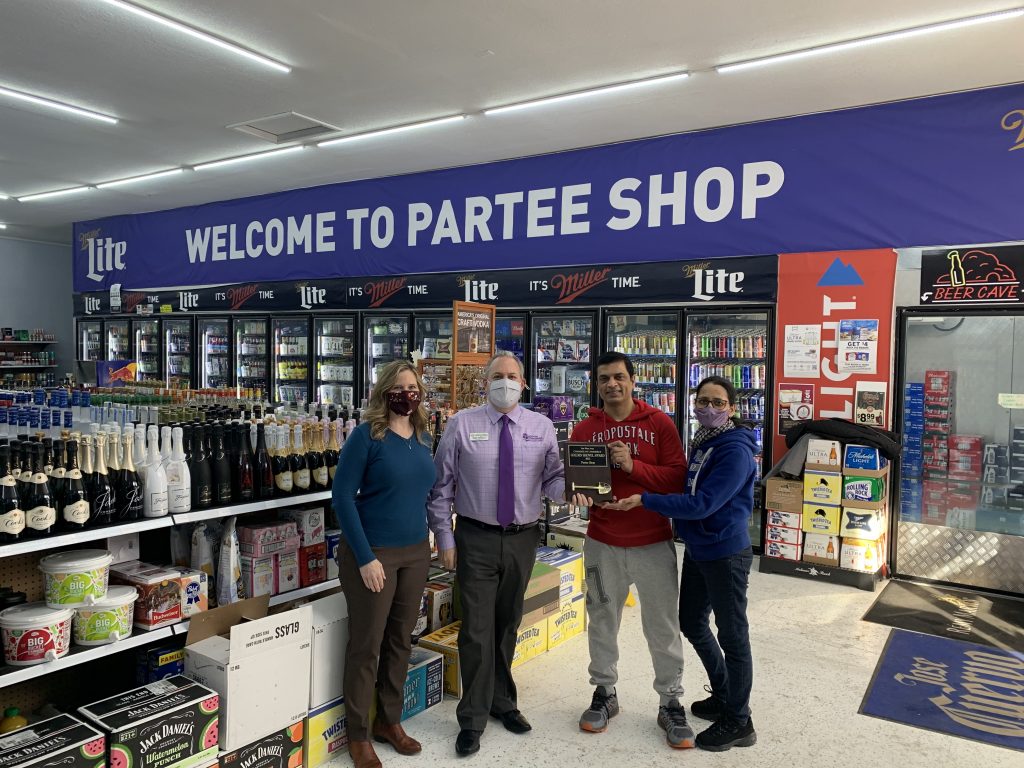 Partee Shop: Golden Shovel Award