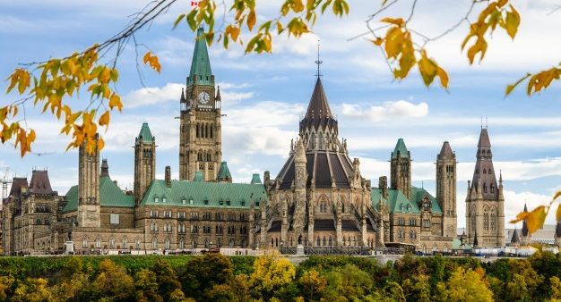 canadian-parliament-buildings-autumn-season-ottawa-canada_63313-960