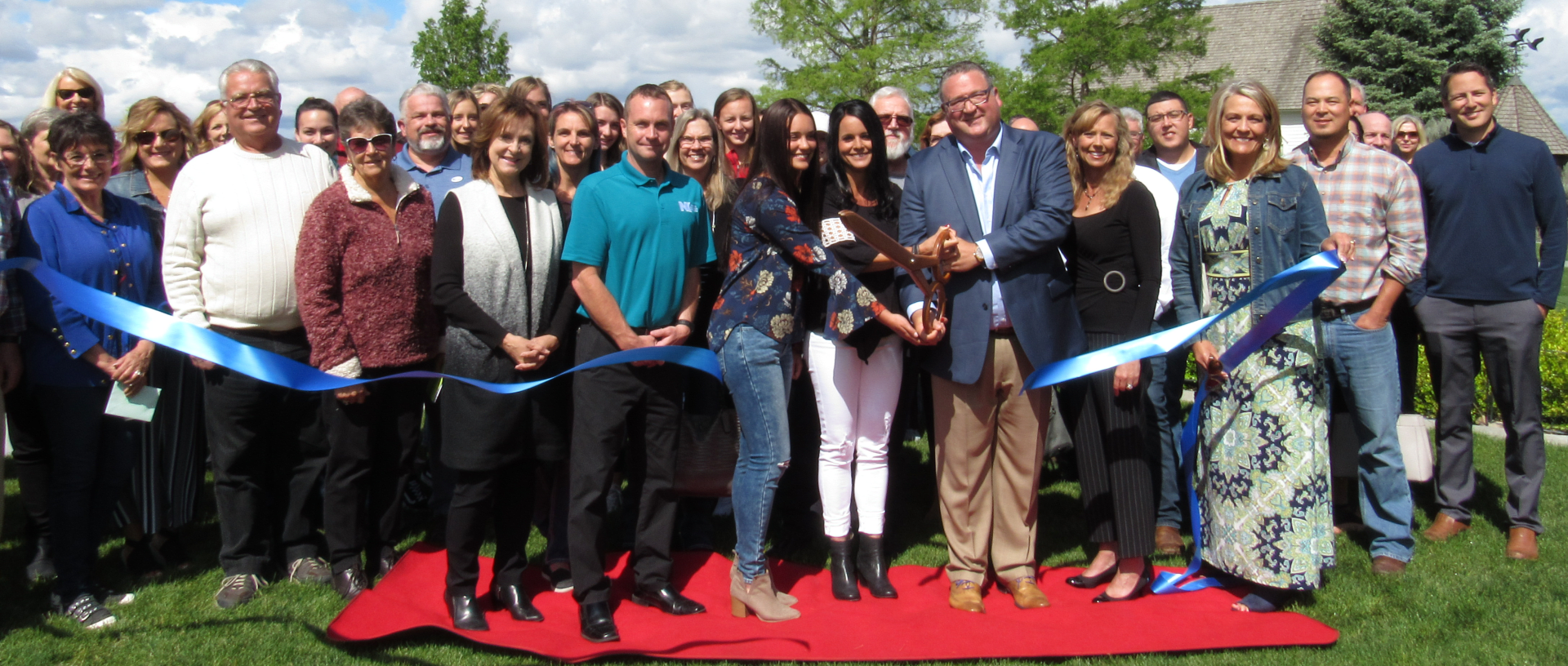 Ambassadors-w1920 Ambassadors attending a ribbon cutting
