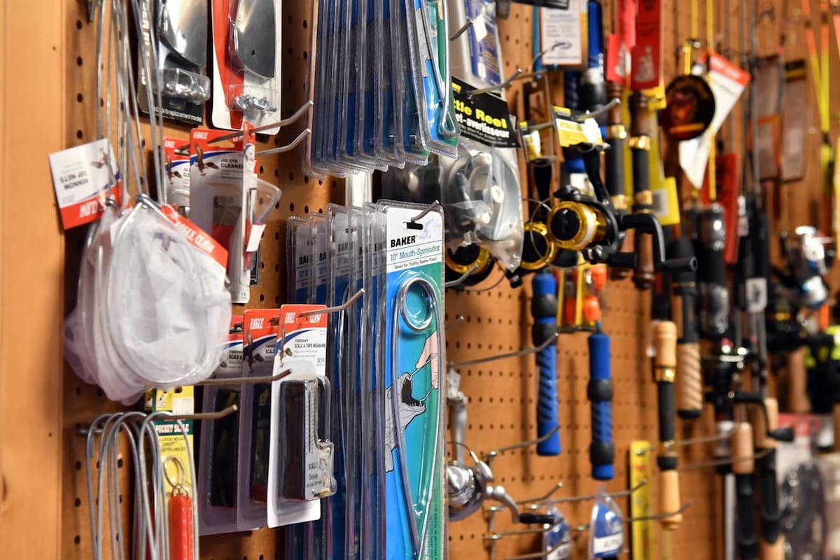 ice-fishing-st-lawrence-county-winter-activity2 ice-fishing-st-lawrence-county-winter-activity2
