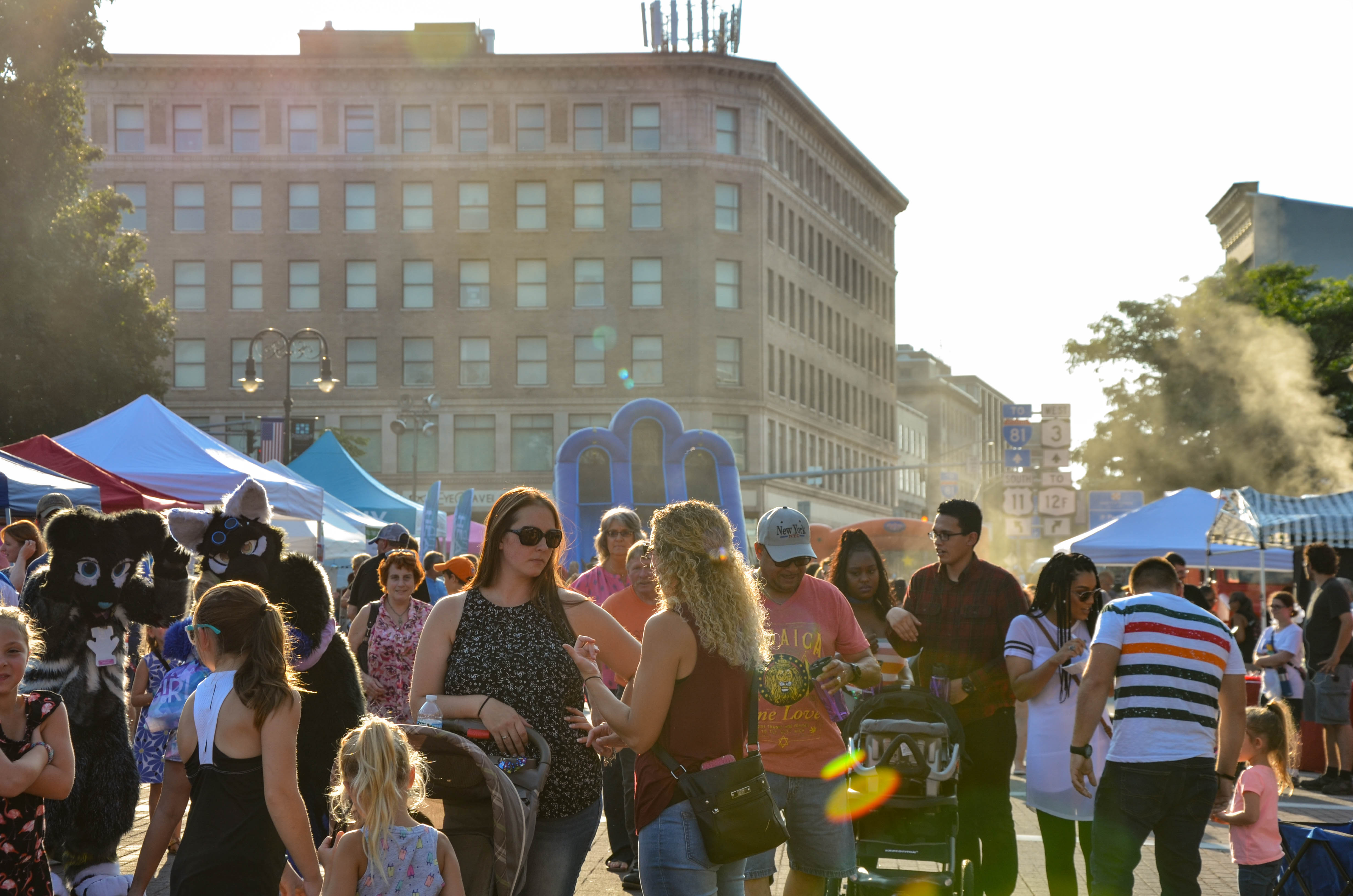 downtown-summer-block-party-aug-2018-crowd-2