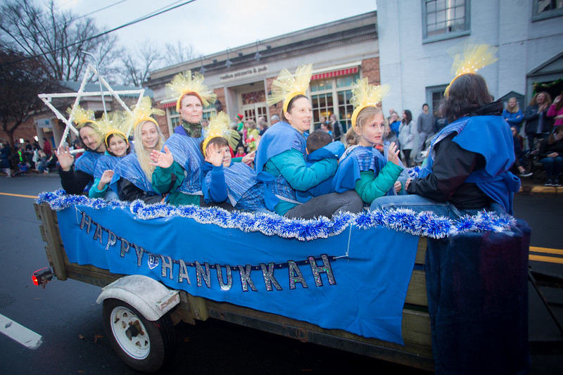 Hillsborough Nc Christmas Parade 2022 Light Up The Night Holiday Parade 2021 - Hillsborough/Orange County Chamber  Of Commerce
