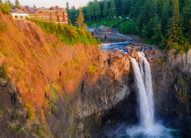 Falls snoqualmie falls aerial view