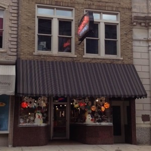 Edwards-Jewelers-300 Edwards Jewelers