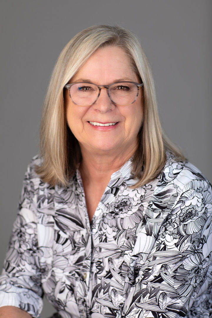 Diana Wright Headshot Diana Wright Headshot