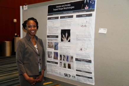 SWaMMP student Oacia Fair at the SWS Annual Meeting poster session