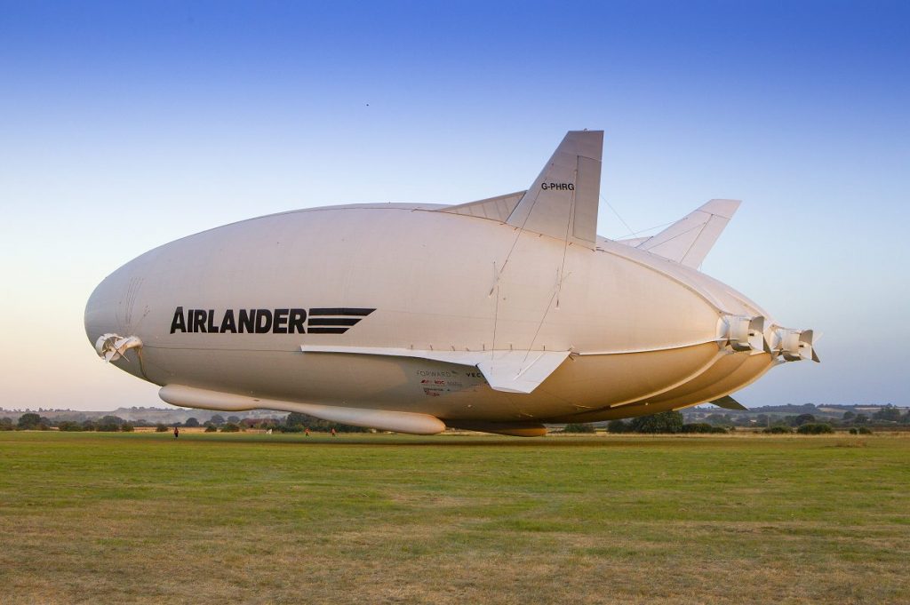 Airlander 10 Photo