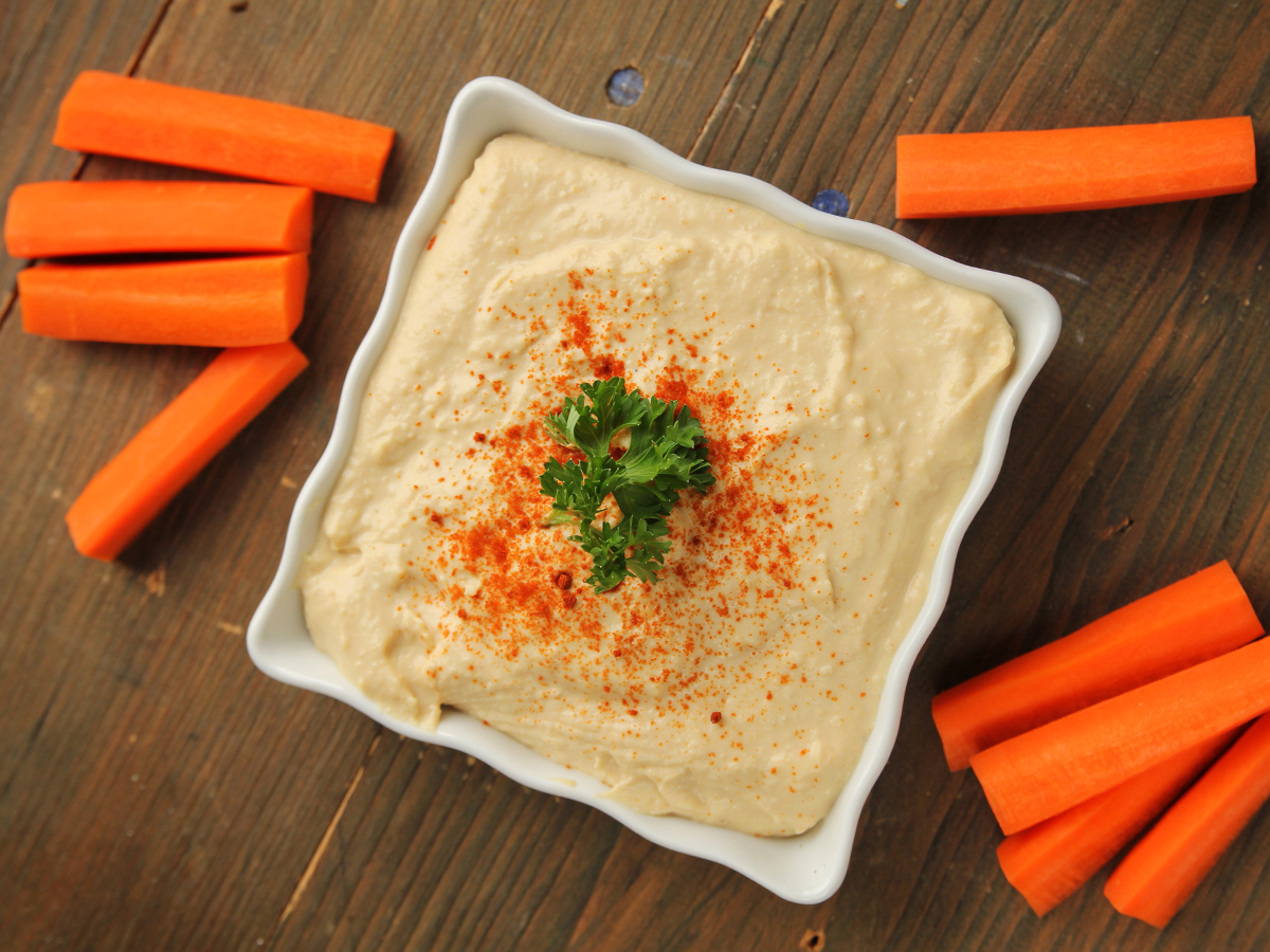 hummus and carrot