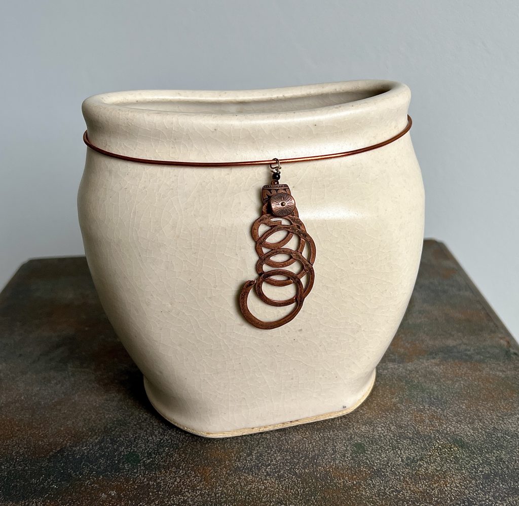Virginia Dickens, Stoneware Vase, 6x5.5x3.5, NFS