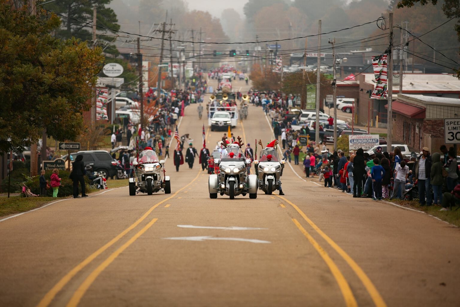 Clinton Chamber Christmas Parade Clinton Chamber