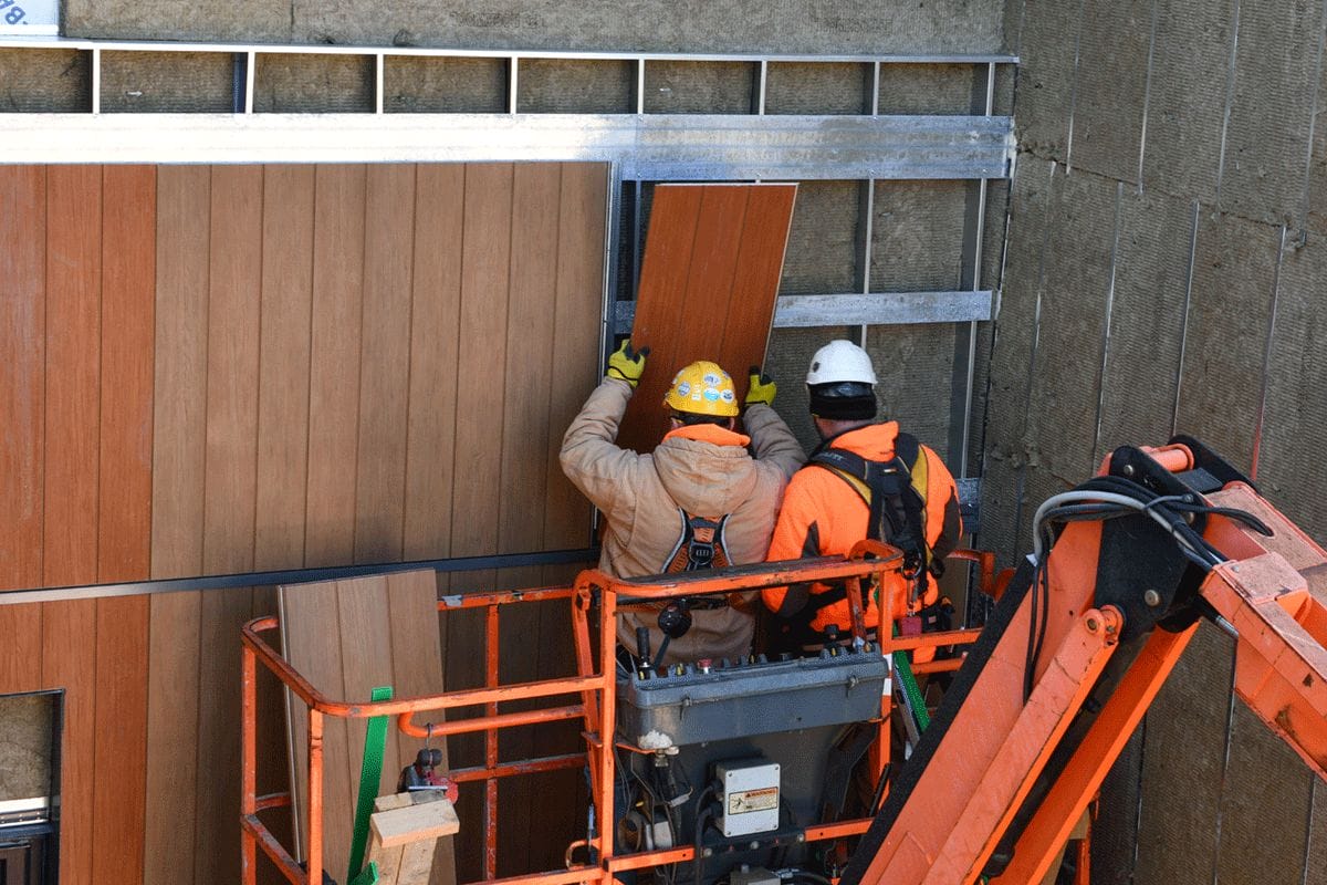 installing exterior wall cladding