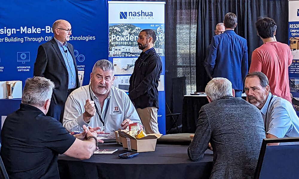 Attendees mingle during one of the Offsite Construction Summit's multiple networking opportunities.