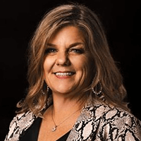 Leslee McClure Web Photo Leslee McClure Web Photo
