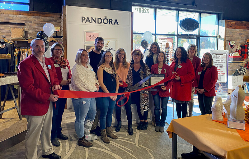  Urban Chic Boutique in Rib Mountain hosted a ribbon cutting ceremony to mark a completed expansion project on Wednesday, October 19, 2022.