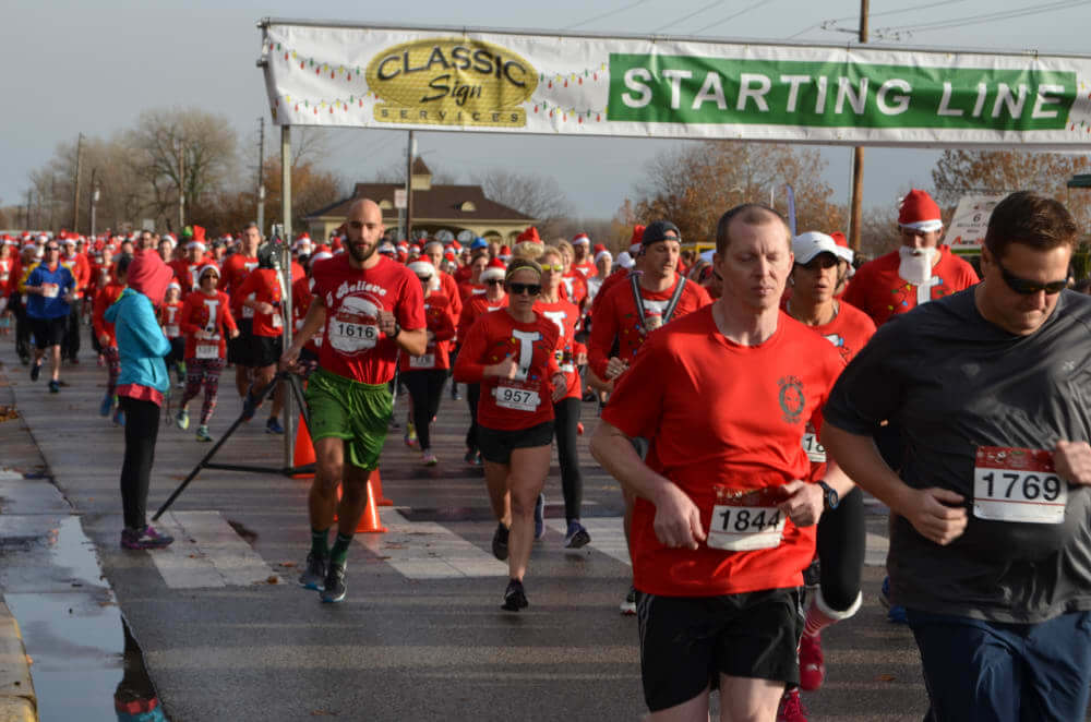 Santa Dash St. Charles Regional Chamber