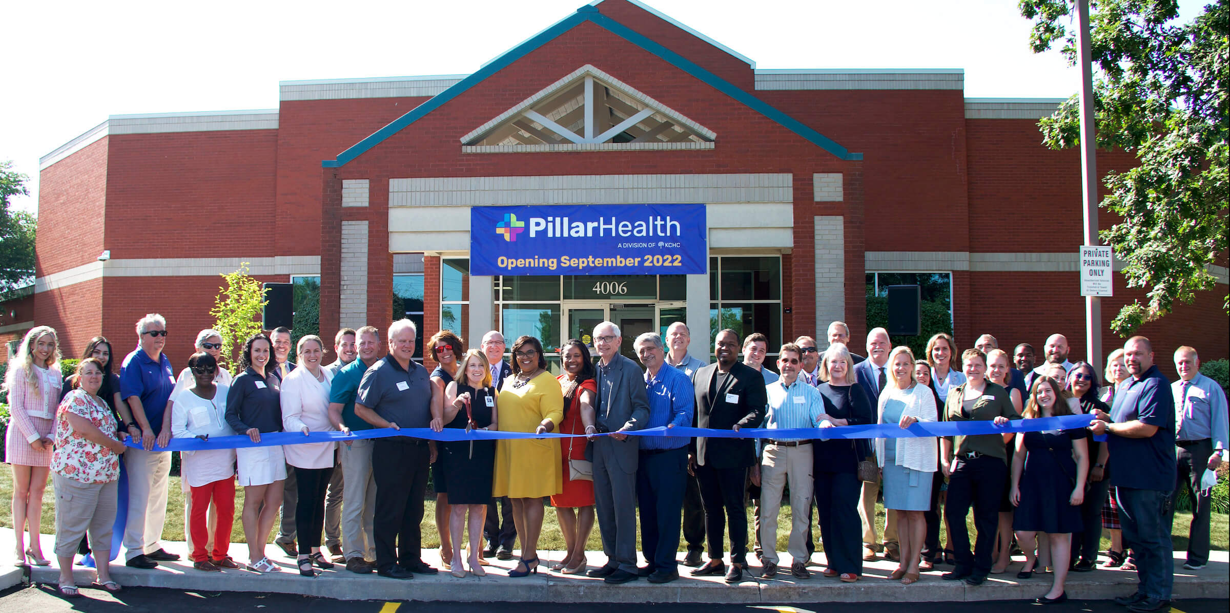 PillarHealth_RibbonCutting