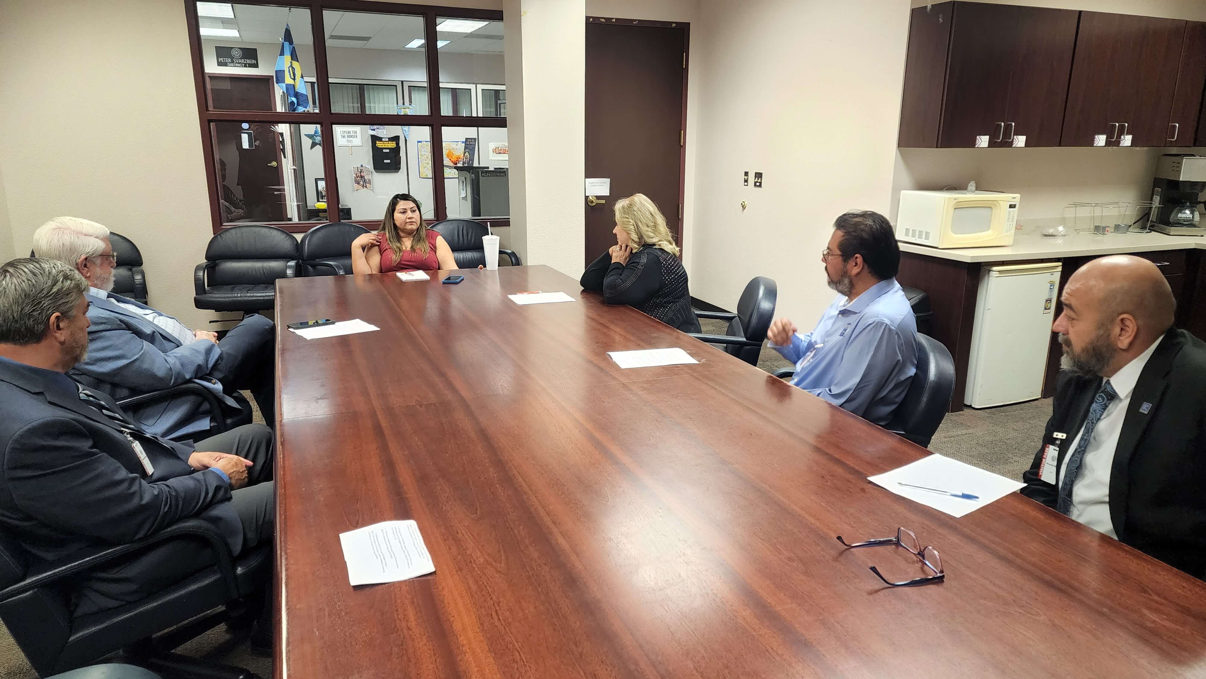 GEPAR Governmental Affairs Committee talks with El Paso City Repersentatives at City Hall.