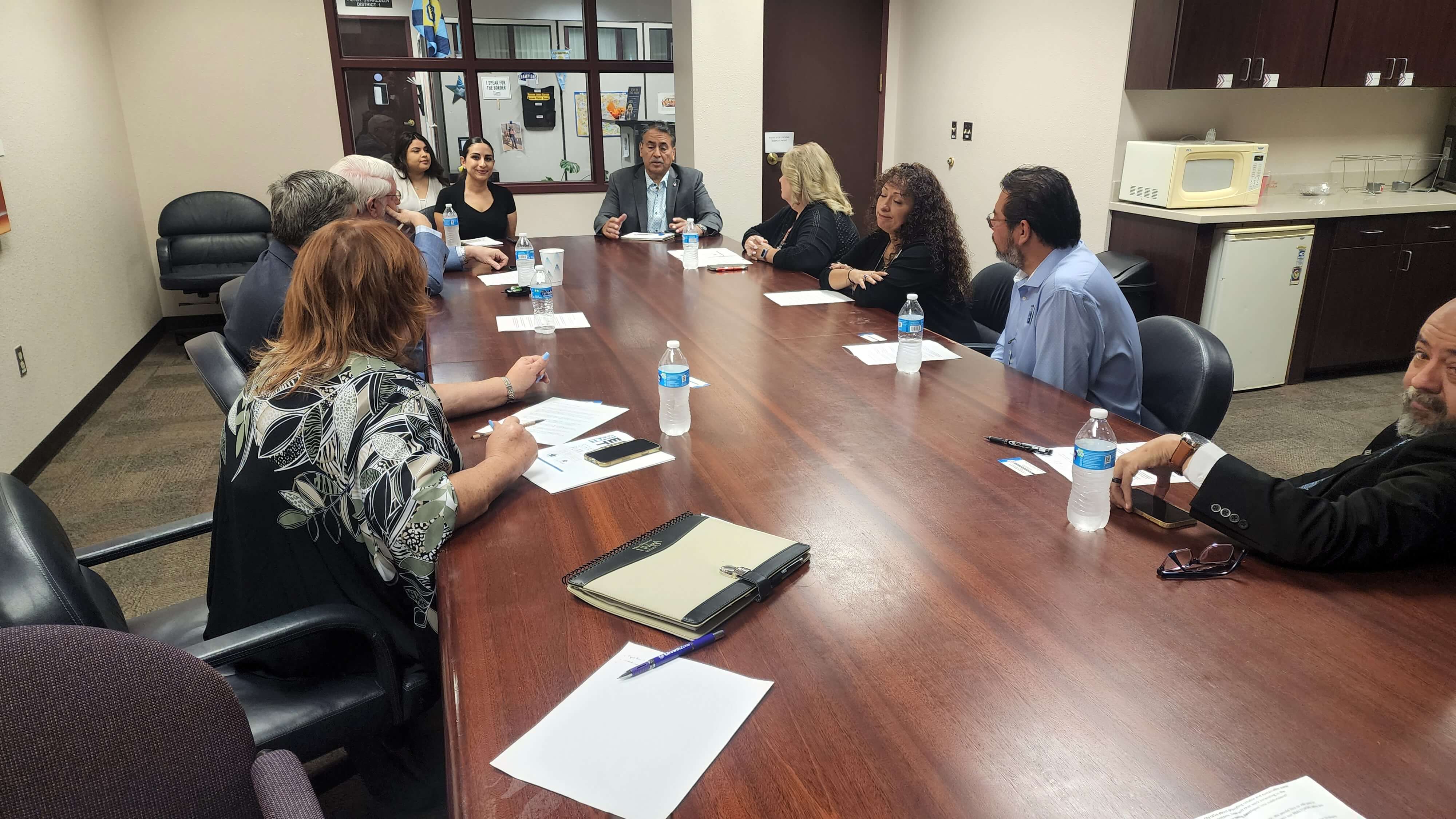 GEPAR Governmental Affairs Committee talks with El Paso City Repersentatives.