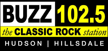 102.5 logo