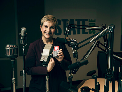 Cynthia in studio_Final show_12-19_400 Cynthia in studio - final show.