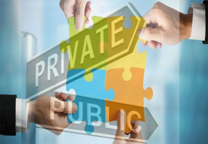 public private stock