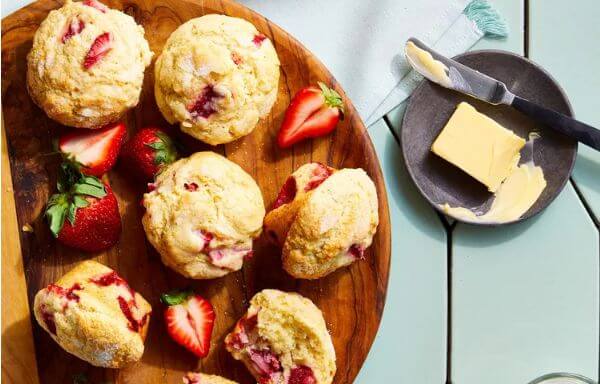 Strawberry Muffins - Katie Mae AllRecipes