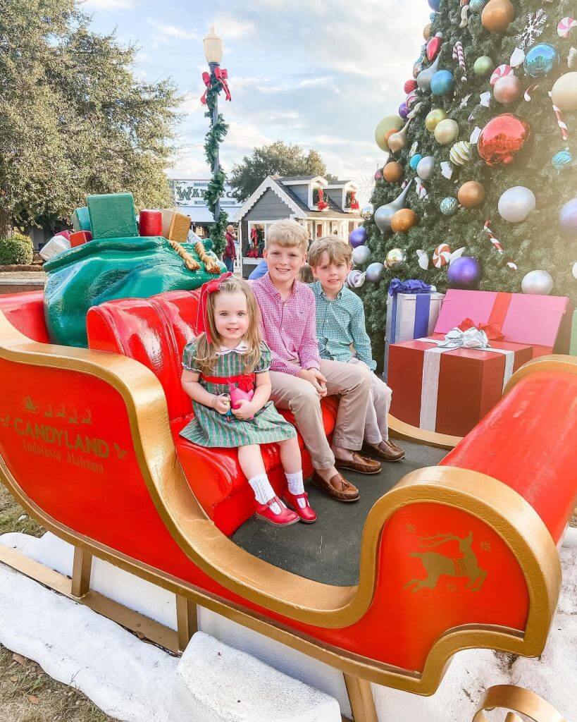 kids in a sleigh