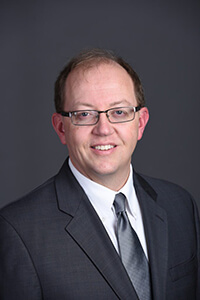 Mayor Greg Mills portret