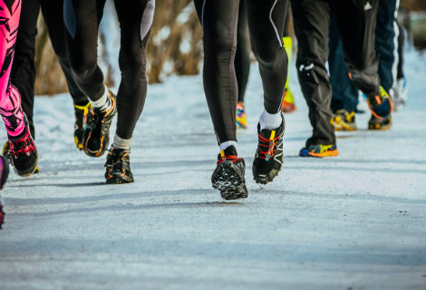 people running race in winter