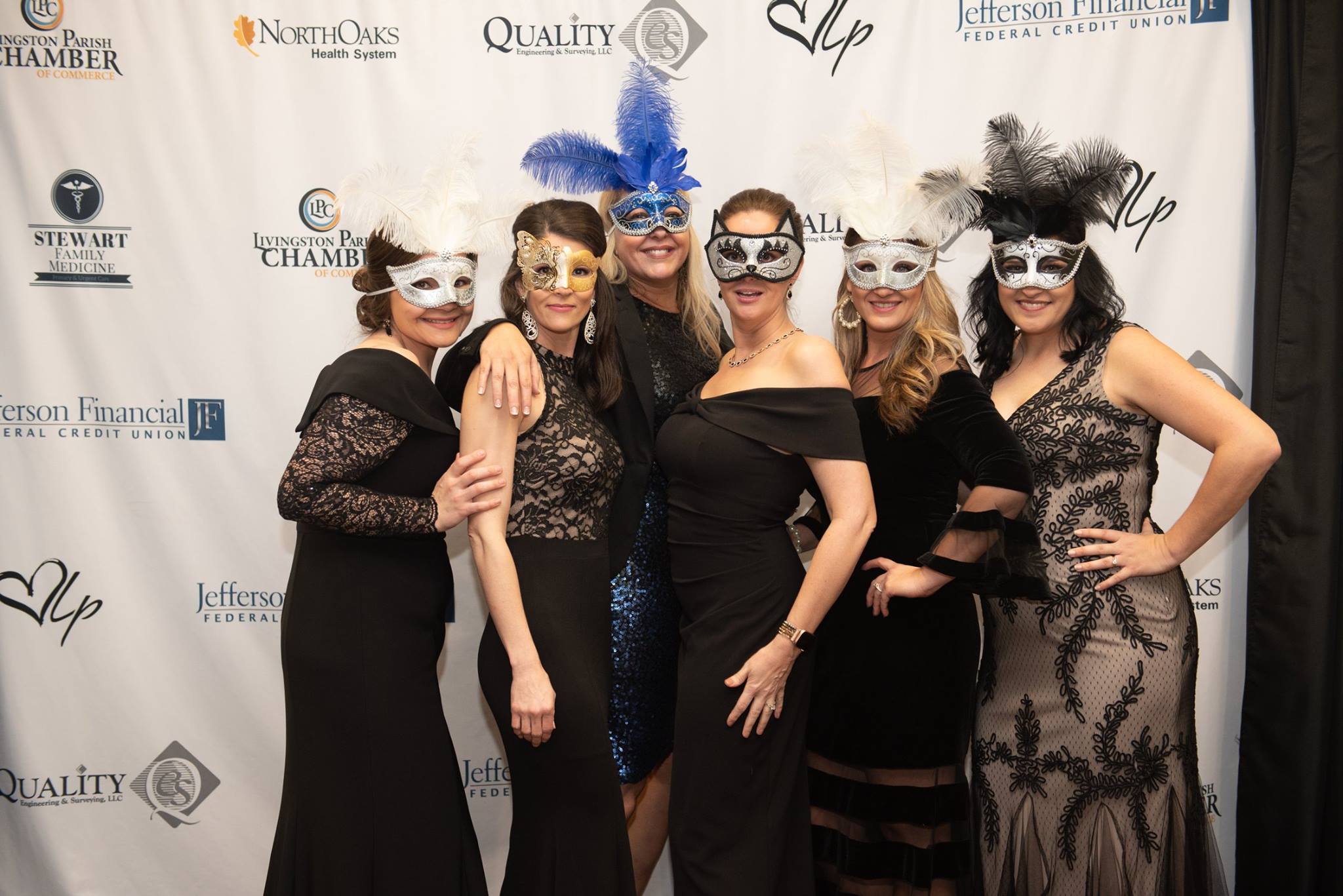 Gala 2019 Women Women with masks at Gala