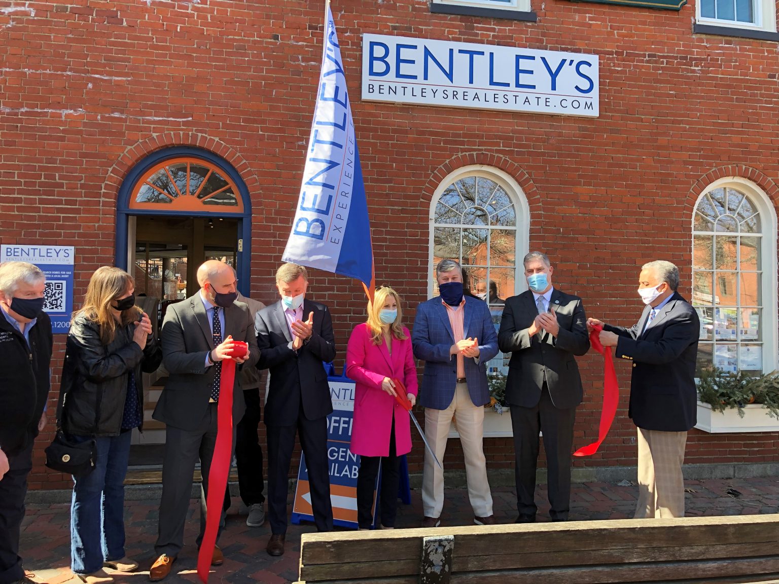Bentley's Ribbon Cutting Greater Newburyport Chamber of Commerce