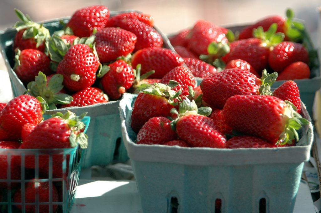 strawberries-for-sale