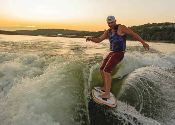 wake surfing table rock lake