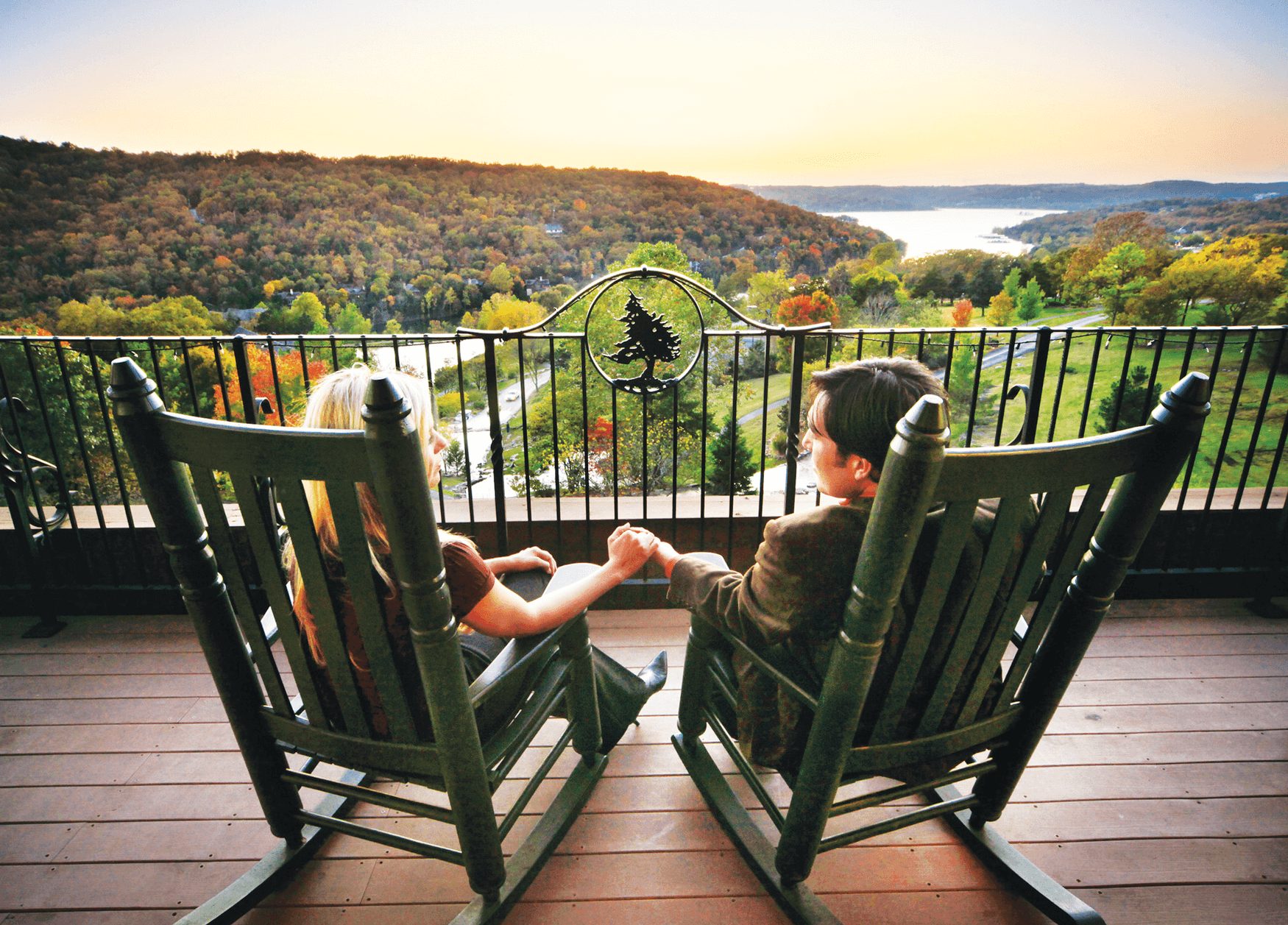 Discover Fall at Table Rock Lake