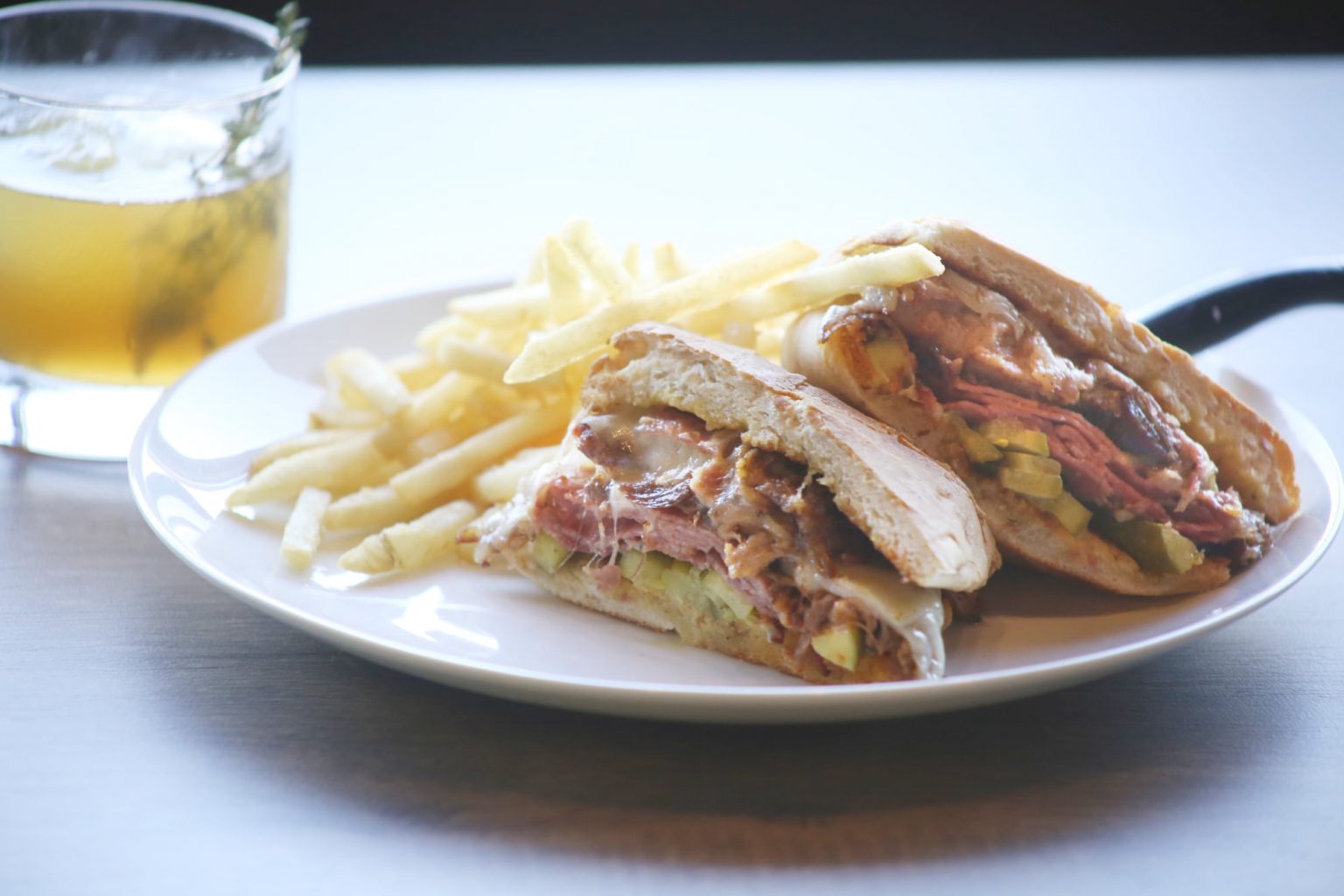 Barrel & Vine Opens Today in Downtown Lemont Heritage Corridor