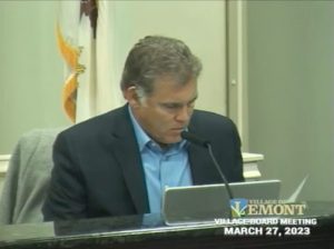 Lemont's Village Attorney reading an email from public comment at the Village Board Meeting